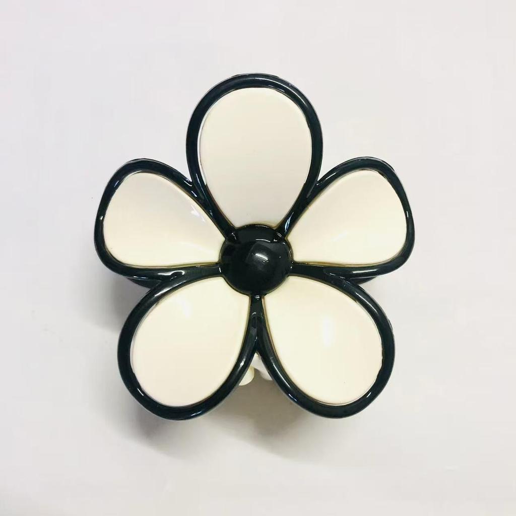 Five-Petal Medium Two-Tone Egg Hair Clip - Color Block Flower Claw with Sweet White Baked Paint Finish