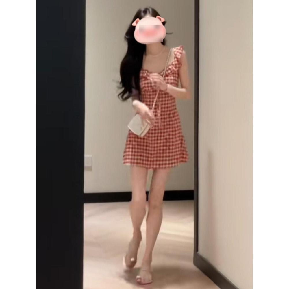 Retro Red Plaid Suspender Dress for Women, Waist and Thin In Summer, Hot Girl, Small and Tall, Hip-wrapped Short Skirt