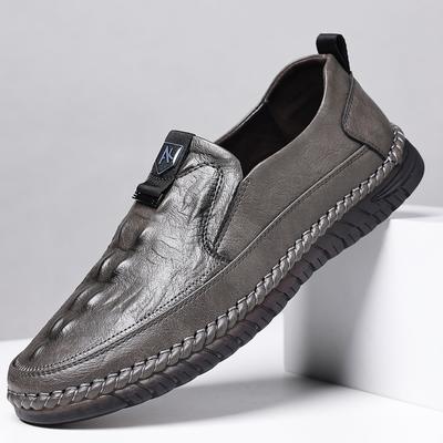 Men Loafers Slip On Fashion Boat Footwear Man Leather Moccasins Outdoor Men Shoes Comfy Drive Mens Casual Shoes Men Moccasins