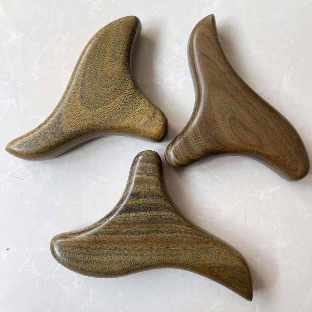 Sandalwood Triangular Bird Acupoint Massager and Scraper for Foot Therapy