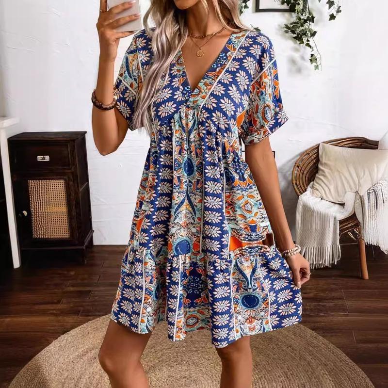 Women's Vintage Floral Print V-neck High-waisted Batsleeve Holiday Dress