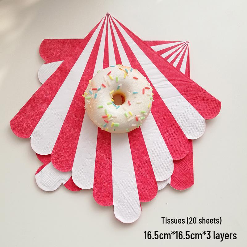 

Набор посуды для вечеринки Красная полоса с золотой отделкой : Тарелки, Чашки, Салфетки