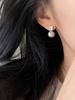 Classic real hemp color high-end strong light pearl sterling silver square diamond stud earrings temperament simple earrings women