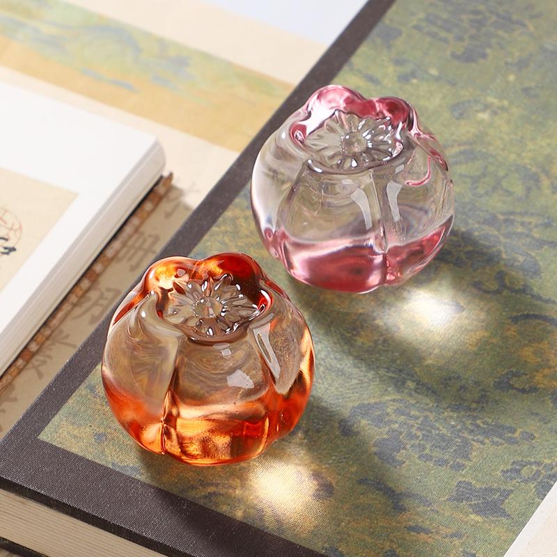 Pear Flower Crystal Glass Paperweight & Ruler: Elegant Decor for Calligraphy, Painting, and Cute Tea Pet.