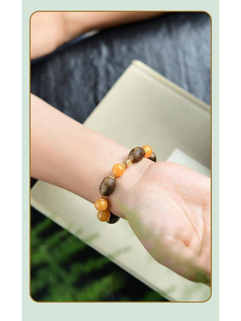 Green Kinam Agarwood Jujube & Amber Beaded Bracelet with 925 Silver Accents