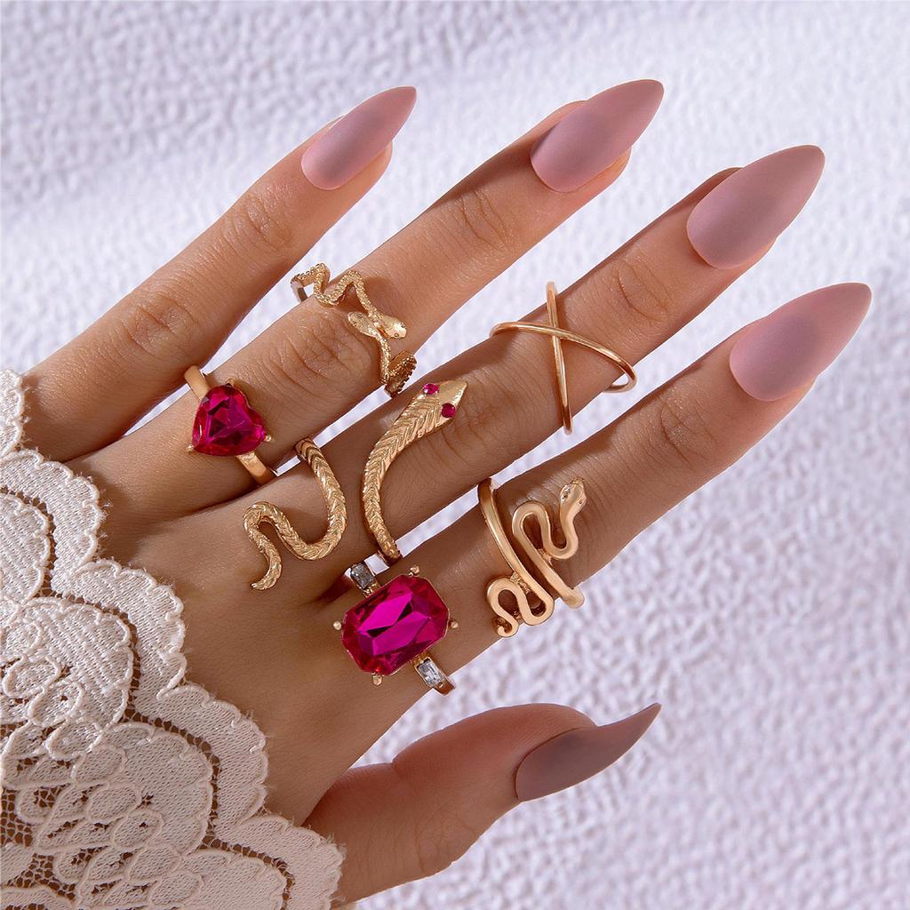 Six-piece new ruby inlaid snake-shaped cross ring set love square diamond ring set of six.