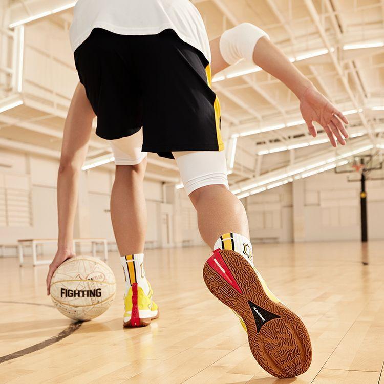 361 Big3 3.0 Pro SpongeBob Cushioning Slip Resistant Abrasion Resistant Coverage Low top Basketball Shoes Men's Yellow 672311106F-1