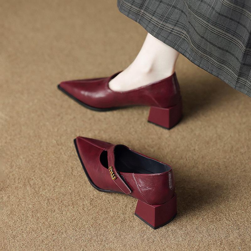 83656-5 Neue französische Einzelschuhe Frühling und Sommer Temperament flache Schuhe beliebt 2025 ausländische dicke Absätze Lederschuhe