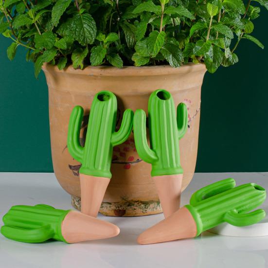 Bewässerungsspieße in Kaktusform, selbstbewässernde Pflanzenstäbe aus Terrakotta-Ton, langsam freisetzende Bewässerungsspieße für Pflanzen im Innen- und Außenbereich, 4 Stück