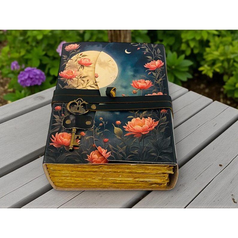 

Кожаный журнал «Фазы Луны» с цветами – Ручной работы цветочный гримуар, Книга заклинаний Викки, Ведьминский дневник, Блокнот из бумаги ручной работы в подарок 7 x 5 in - 200 Sheet