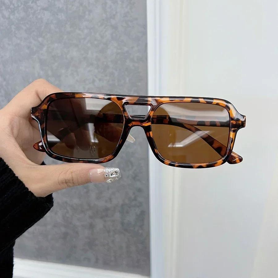 Retro Classic Square Sunglasses For Women Men Stylish Minimalist Female Male Fashion Glasses