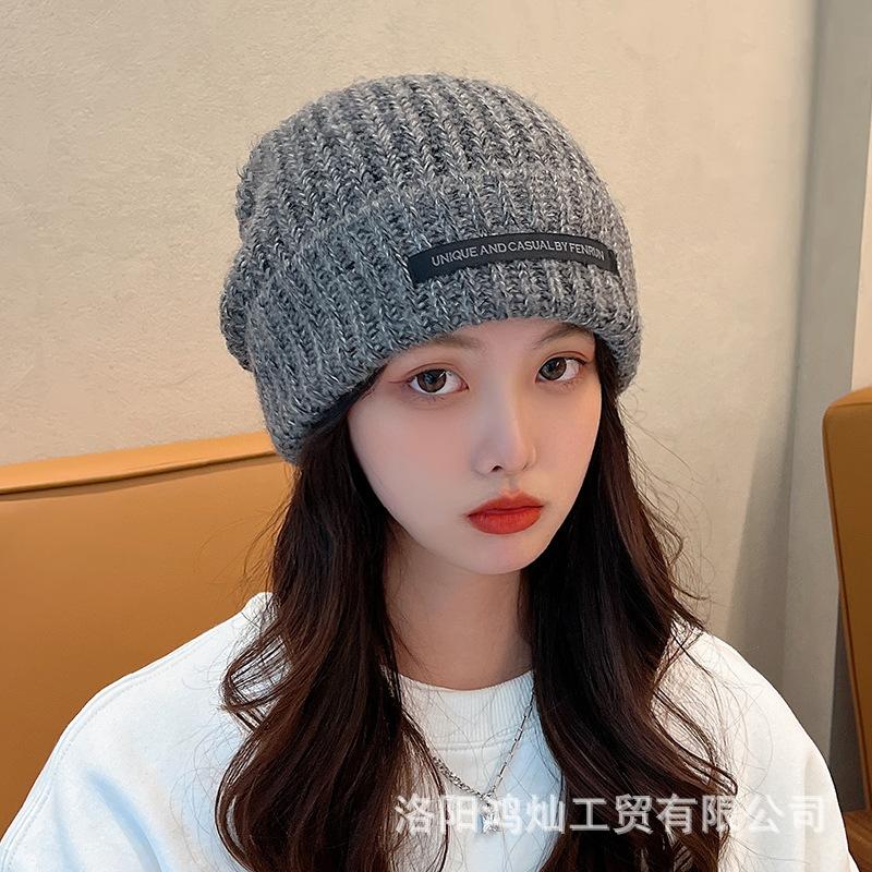 Knitted hat for women, warm in autumn and winter, thickened ear protectors, cute in winter, showing a small face, and fashionable wool hat.