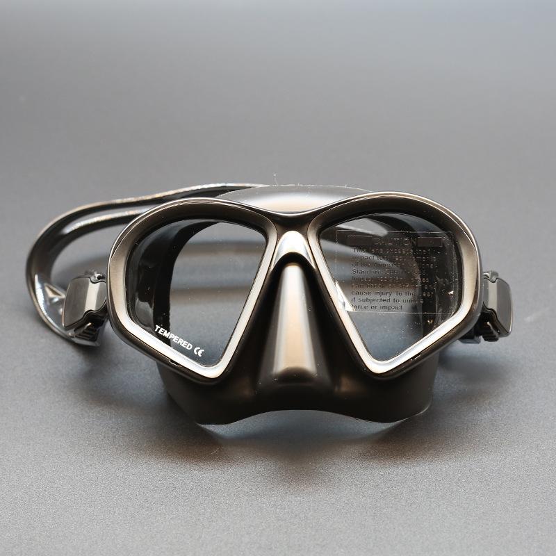 Low Volume Freediving Mask, Tempered Glass Lens Soft Silicone Waterproof Diving Gear for Snorkeling Spearfishing