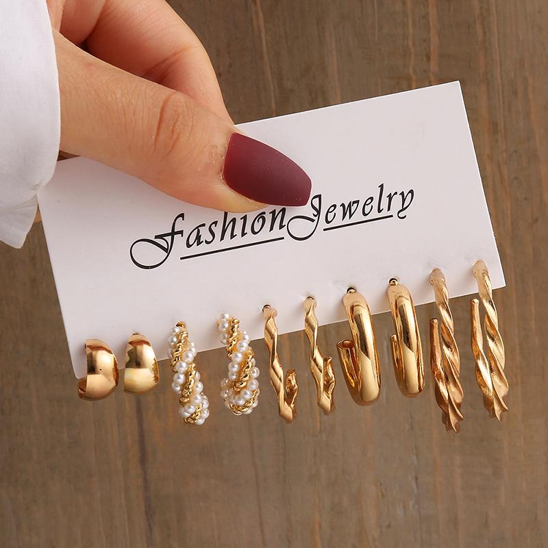 

Gold Color Vintage Geometry Pearl Earrings Set Metal Twine Square Dangle Earrings Round for Women Simple Trendy Party Zircon