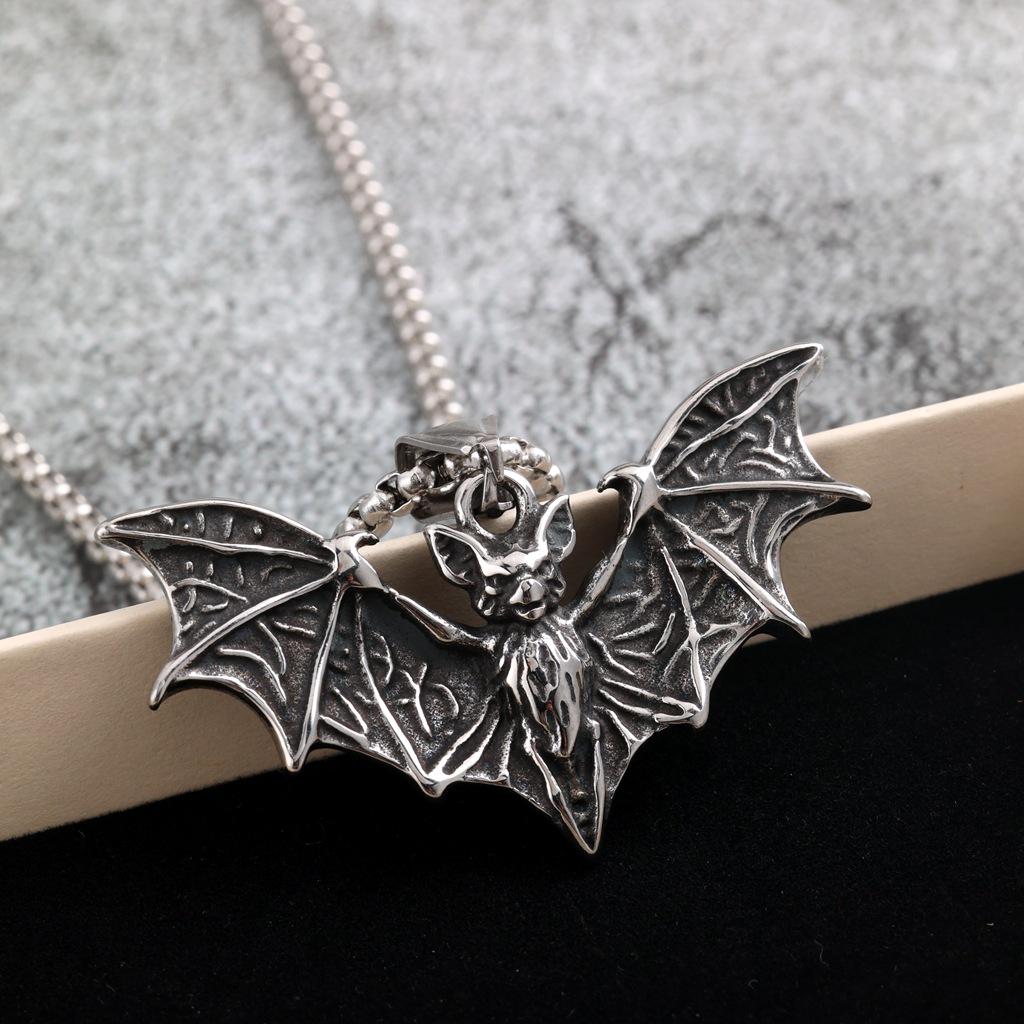 Unisex Stainless Steel Bat Pendant Necklace - Punk Halloween Gift