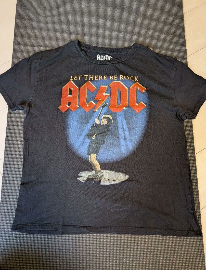 [USED] ONE PIECE t-shirt anime tee 90s y2k tee