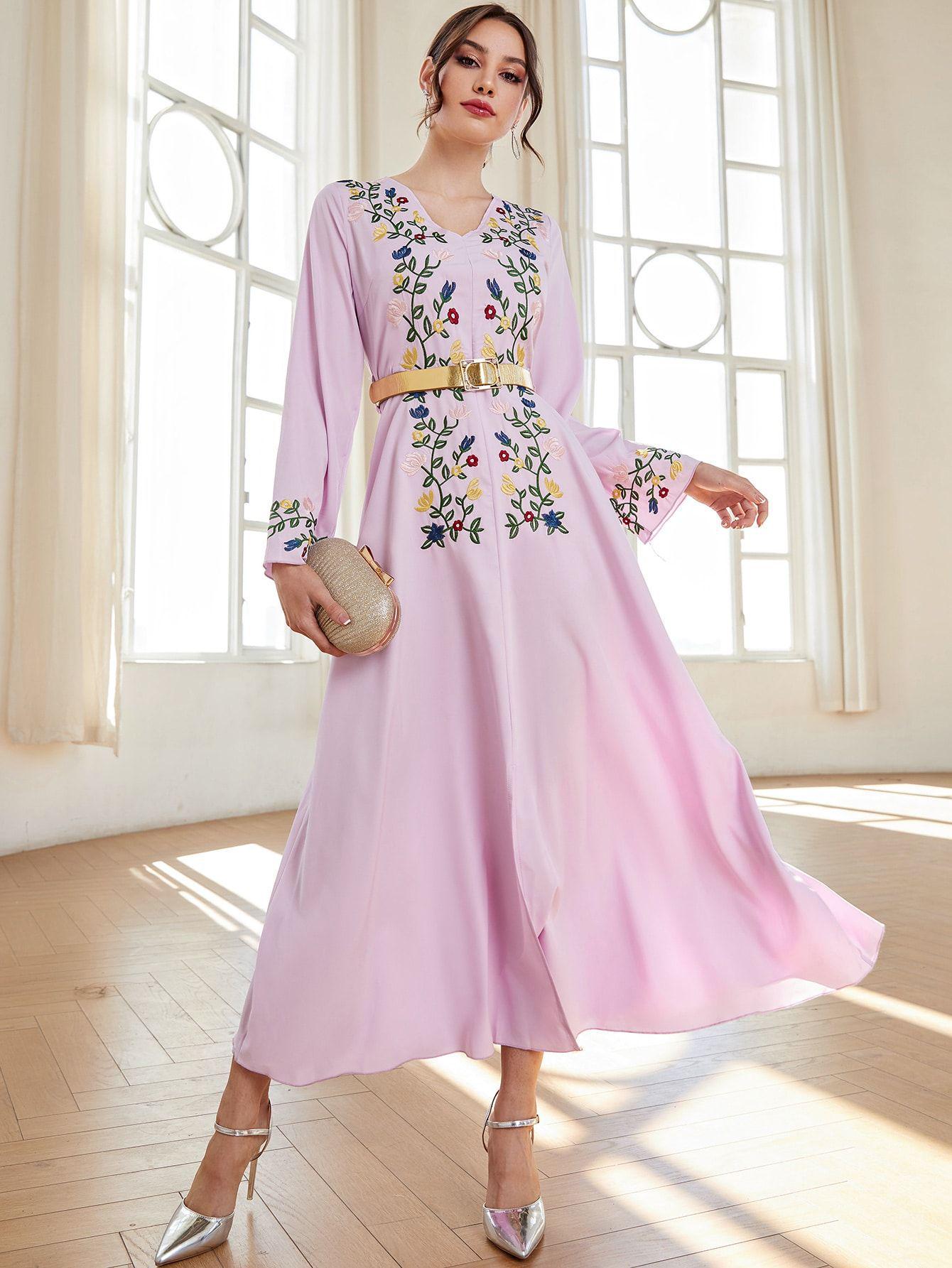 

Новое весенне-осеннее платье с V-образным вырезом, вышивкой и приталенным силуэтом для мусульманок Small розовый