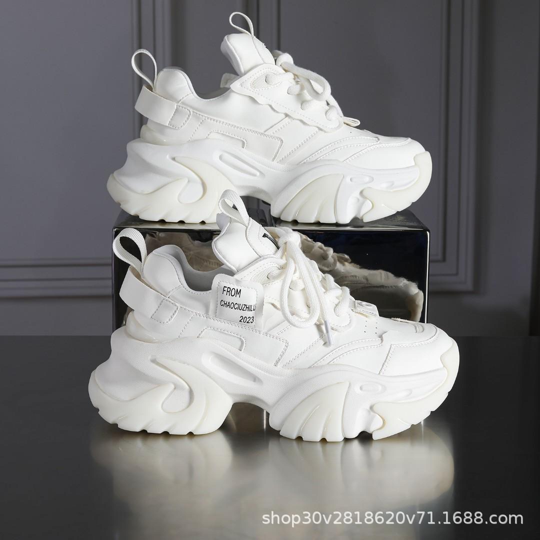 

Классические женские туфли на толстой подошве, увеличивающие рост, повседневная обувь 2024 года, новая дышащая и удобная спортивная обувь на мягкой подошве 40 белый