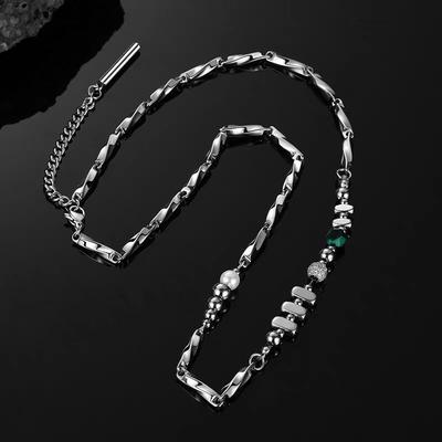 Titanium Steel Mobius Spliced Broken Silver Necklace for Men, Simple and High-End Feel, Versatile and Non-Fading, Autumn and Winter Sweater Chain