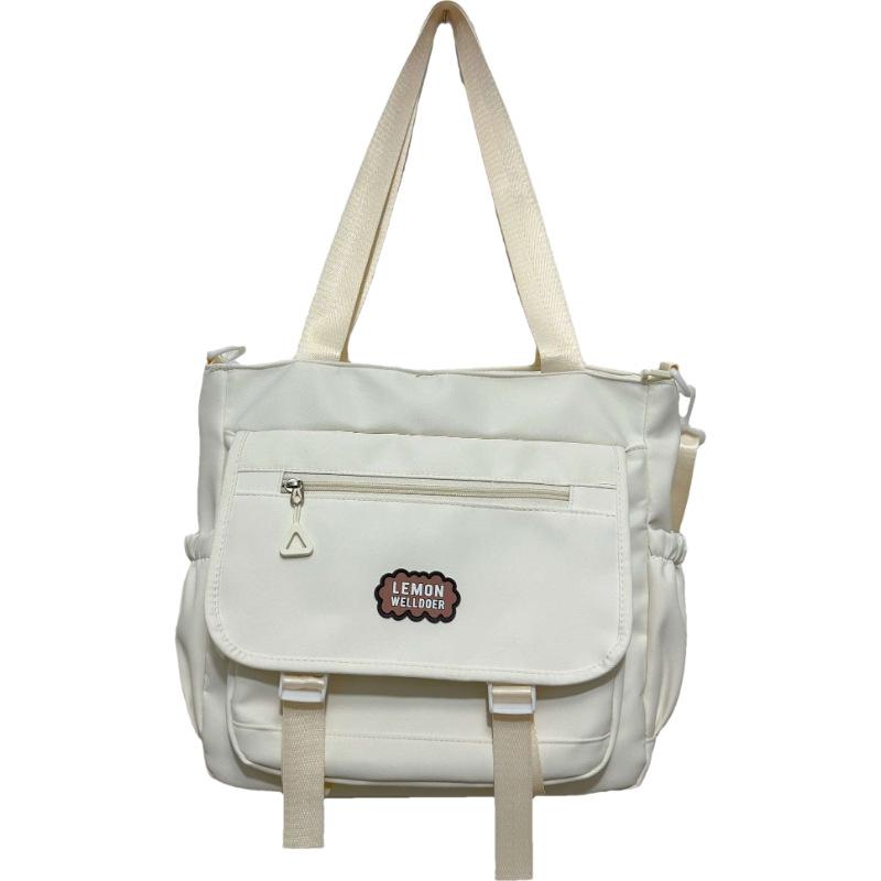 New student make-up bag women's fashion simple and versatile shoulder bag large-capacity wind portable messenger bag