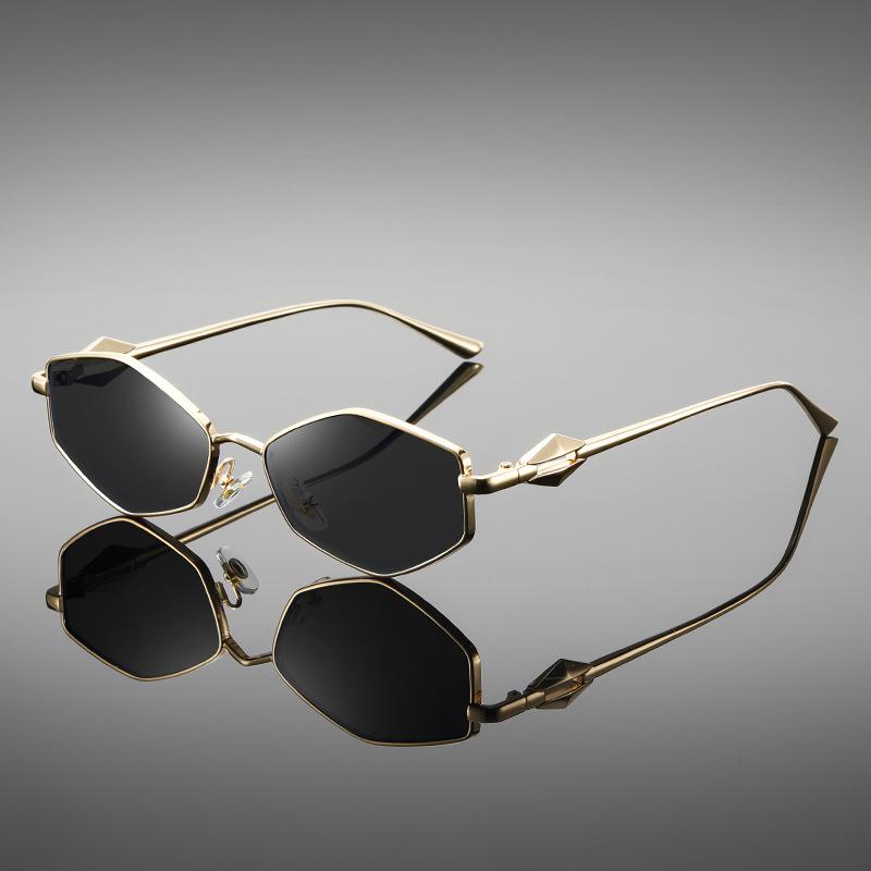Rhombus Small Frame Women'S Color-Changing Sunglasses Fashion Personalized Street Shot Uv-Proof Sunglasses