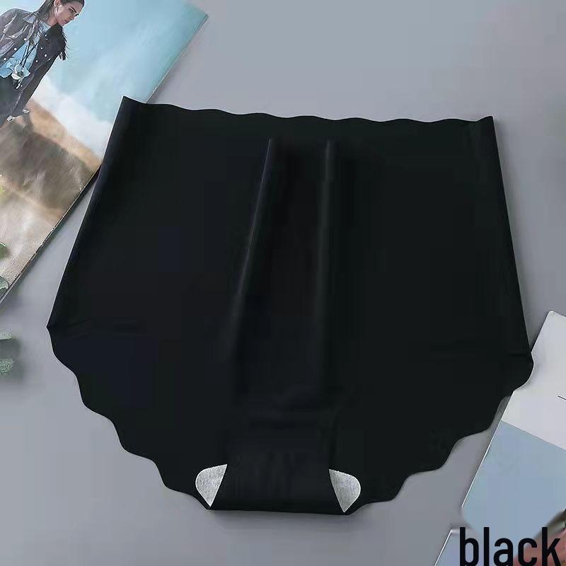 2025 Seamless Ice Silk Women's Yoga Shorts with Pure Cotton Crotch - No Wedgie, Comfortable Fit