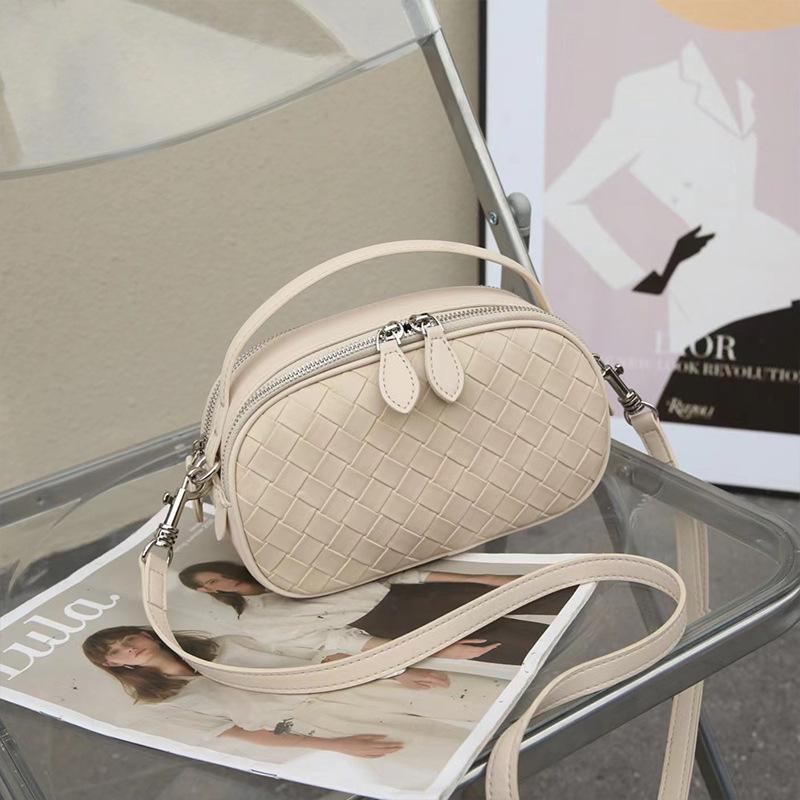2025 Summer New Genuine Leather Handheld Small Square Bag Fashion Woven Double Zipper Single Shoulder Crossbody Small Bag Casual Women's Bag