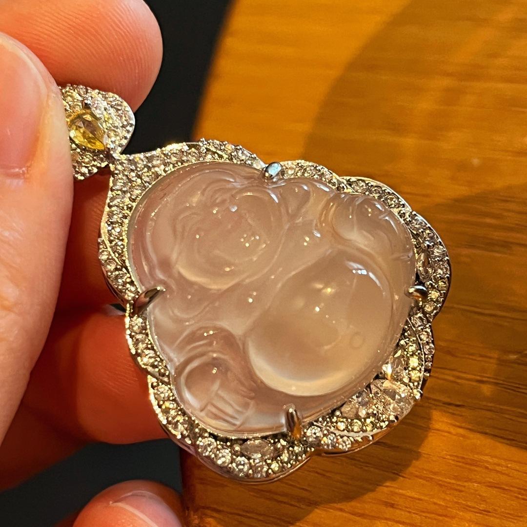 Jade White Ice Light Natural White Chalcedony Pendant Agate Pendant, Real Shot
