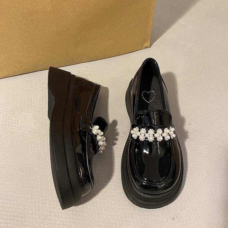 Жемчужные ретро женские весенние новые маффины на толстой подошве черные круглоголовые маленькие кожаные туфли 40 чёрный 3370₽