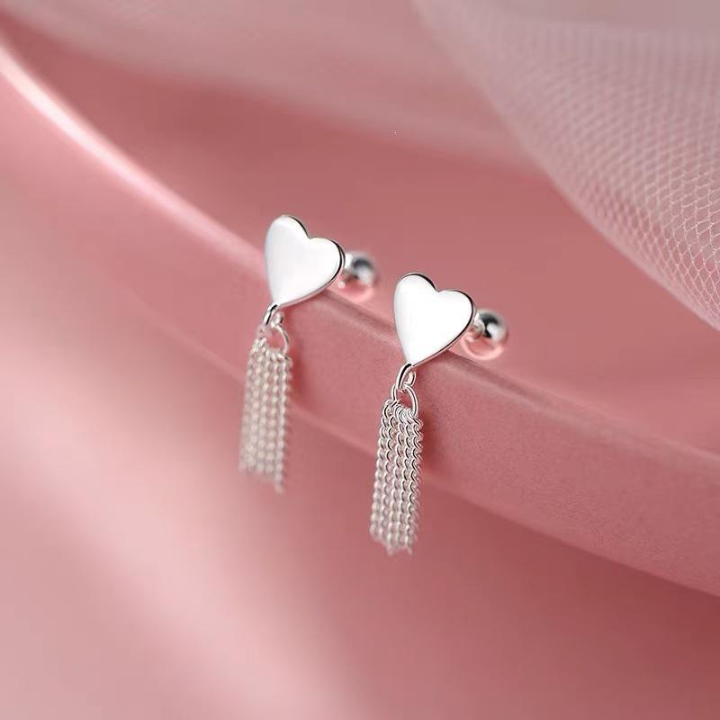 2024 Hot-Selling Niche Love Heart Tassel Stud Earrings, 925 Sterling Silver, High-End Women's Ear Ornaments