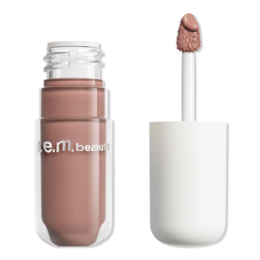 

Rem. Рідкі тіні для повік Beauty Starlet 0.13 унції (metallic Champagne)