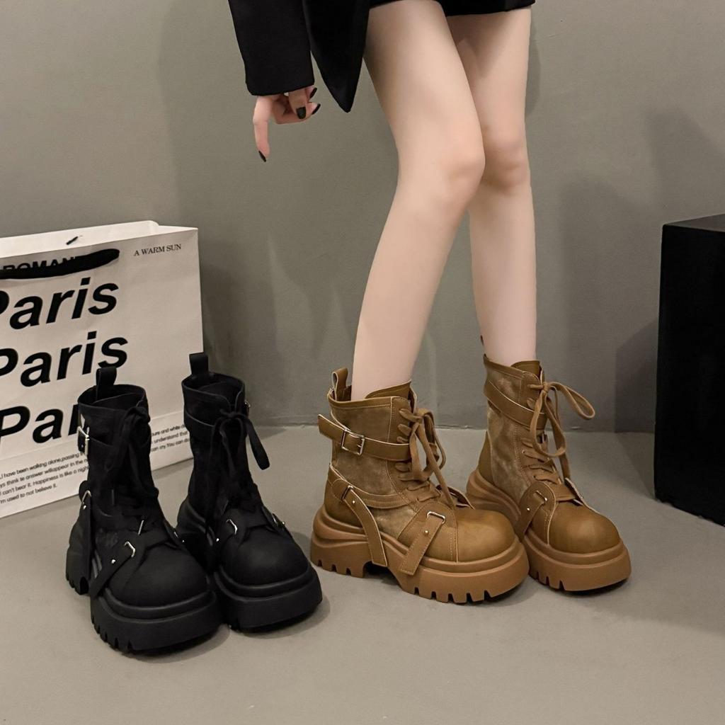 Plateausohlen-erhöhende Martin-Stiefel Damen neue Herbst- und Winter Maillard Rhabarberstiefel Xinjiang Wüste Lokomotiv-Kurzstiefel