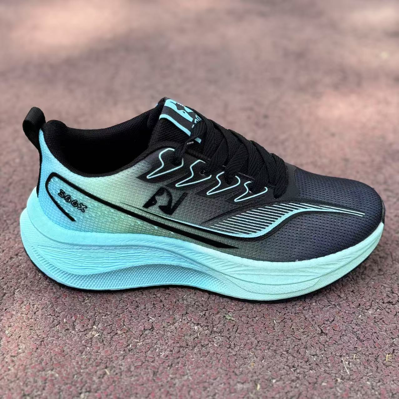 

Sneakers couples foreign trade spring and summer fashion fly knitted running shoes men s platform comfortable rebound lace-up women s shoes 36