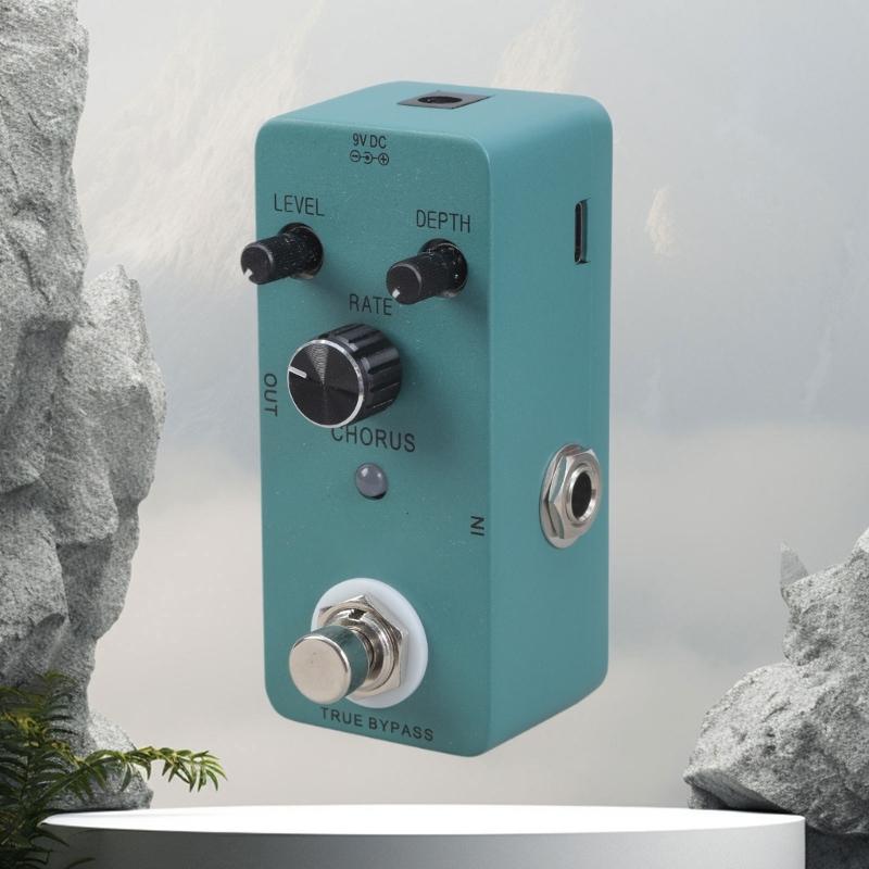 Guitar Chorus Pedal, Analog Chorus Effect Classical Warm Chorus Guitar Effect Pedal for Electric Guitar Bass True Bypass