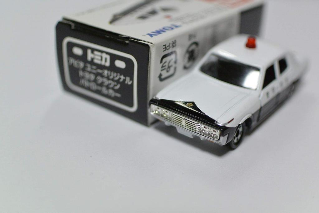 Apita Uni Original Toyota Crown Patrol Car MS60 (1971 model)