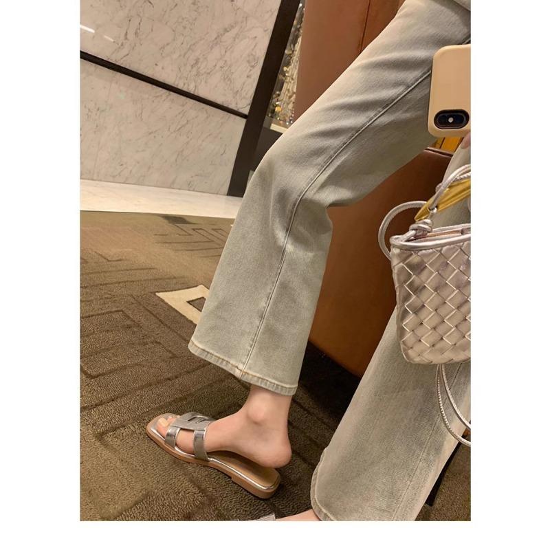 Hollowed-out Women's Shoes Square-toed Soft-soled Versatile Flat One-line Beach Slippers