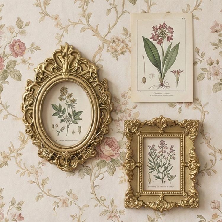Mini Gold Picture Frame Tiny Baroques Ornate Frame for DIY Jewelry Display Wall Decors Small Resin Antique Photo Frame