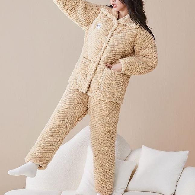 Süße warme wattierte Baumwolle kann draußen getragen werden dreilagiger Pyjama Damen Winter Loungewear verdickt saisonal große Größe