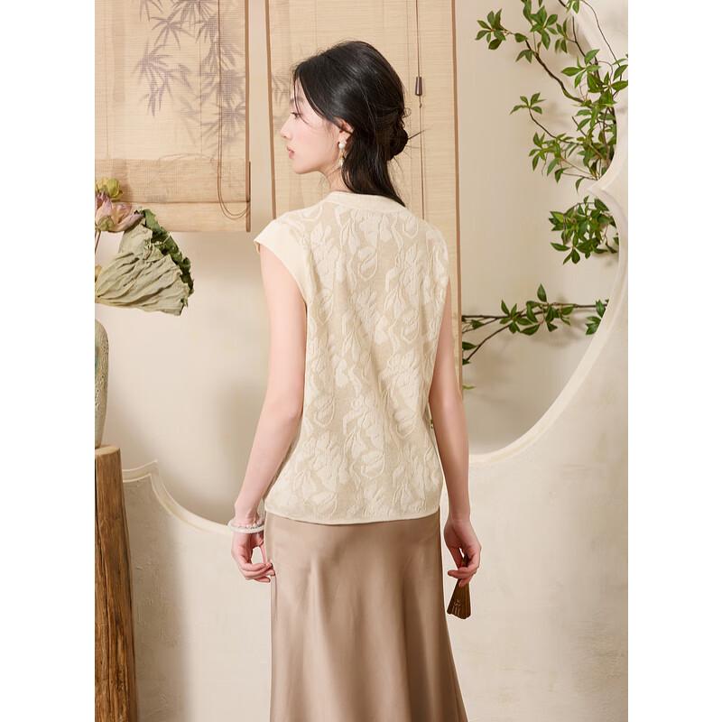 Sancai New Chinese Style Jacquard Knit Top with Pankou Buttons