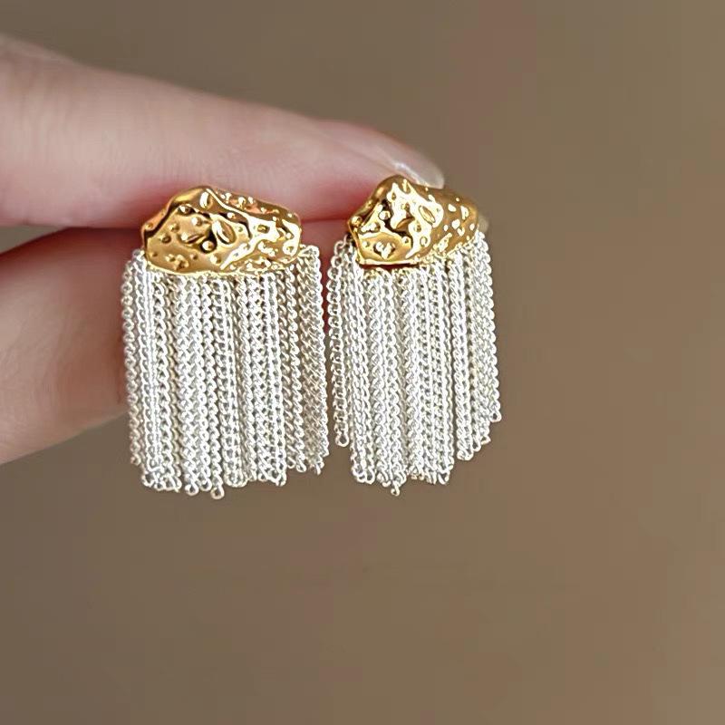 Silver Needle White Heart Tassel Earrings: Luxurious, Versatile, and Stylish Stud Earrings for Women.