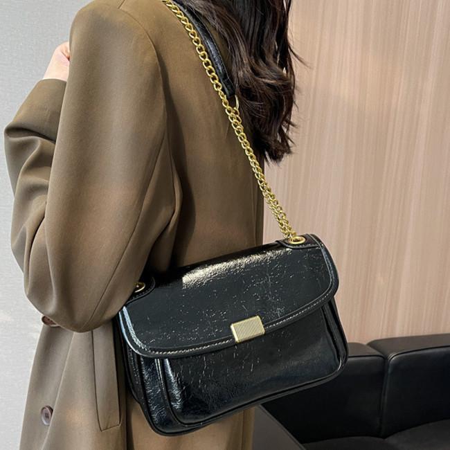 IELGY Versatile Fashion Retro Chain One Shoulder Crossbody Small Square Bag