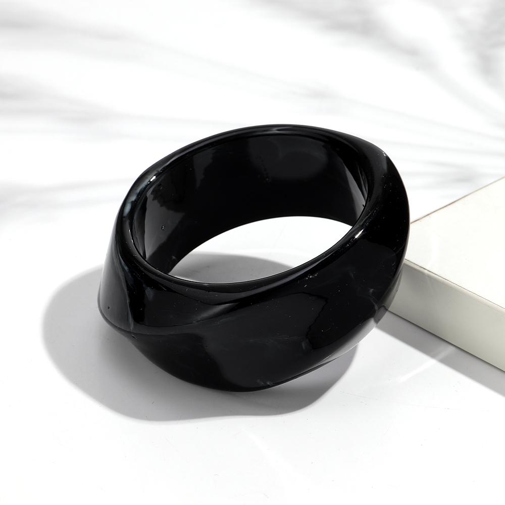 Trendy Thick Acrylic Irregular Bangle for Women Retro Dual Color Geometric Wide Cuff Bracelets Boho Fashion Jewelry Gift