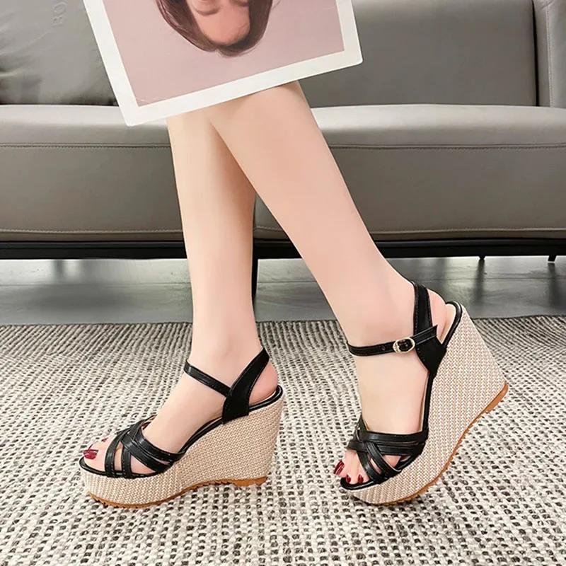 Sommer Plattform Sandaler Dame Peep Toe Høy Kilehæl Ankelspenner Sandal Kvinne Kryssreim 11cm Hælsandaler Mules