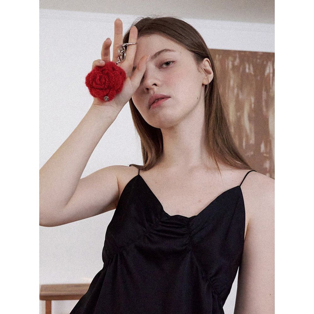 Slowslowly No.196 / Kid Mohair Camellia Keyring _ Red