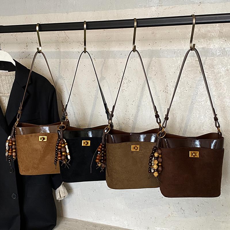 Women Retro Suede Leather Crossbody Bag 2025 Winter Underarm Bag Small Shoulder Bag Luxury Designer Handbag Purses Commuting Bag