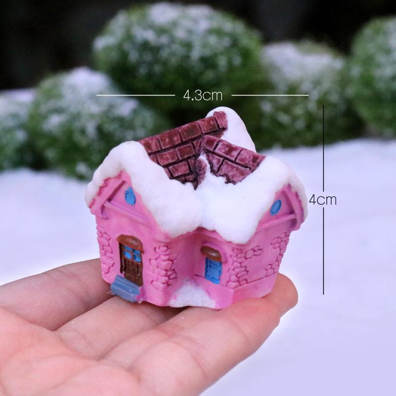 Handmade Mini Sleigh with Santa Claus Christmas Ornaments for Cake and Micro Landscape Decor