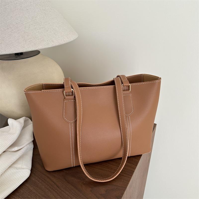Retro high-end commuter handbag spring new versatile solid color work shoulder bag tote bag