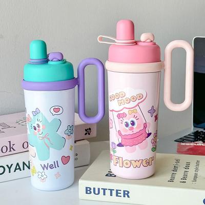 700ML Vakuová láhev s vysokou kapacitou Izolace nebo chlazení Izolovaný hrnek s držadlem 316 Nerezový hrnek pro studenty Děti