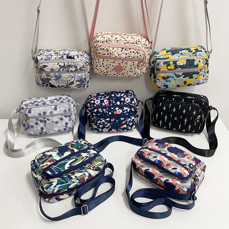 Mehrfach bedruckte Oxford-Stoff-Umhängetasche Mehrfachtasche Handytasche Wasserabweisend Alleskönner Damen-Umhängetasche