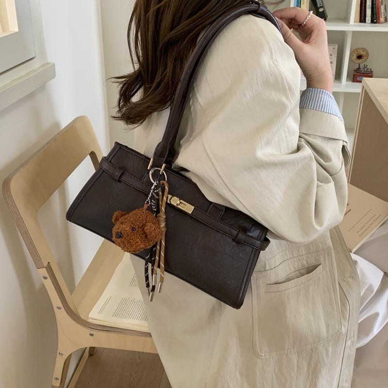 Underarm bag women 2025 new high sense women fashion versatile niche design Internet celebrity explosion shoulder handbag